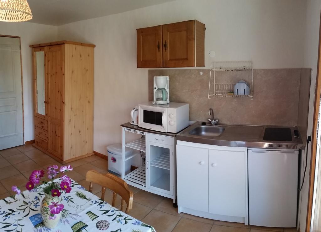 Studio Barcelonnette Ubaye, Provence Enchastrayes Exterior foto