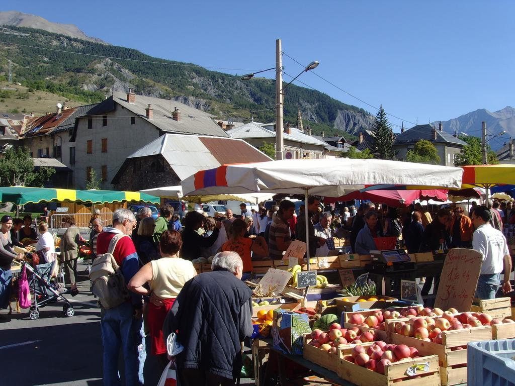 Studio Barcelonnette Ubaye, Provence Enchastrayes Exterior foto