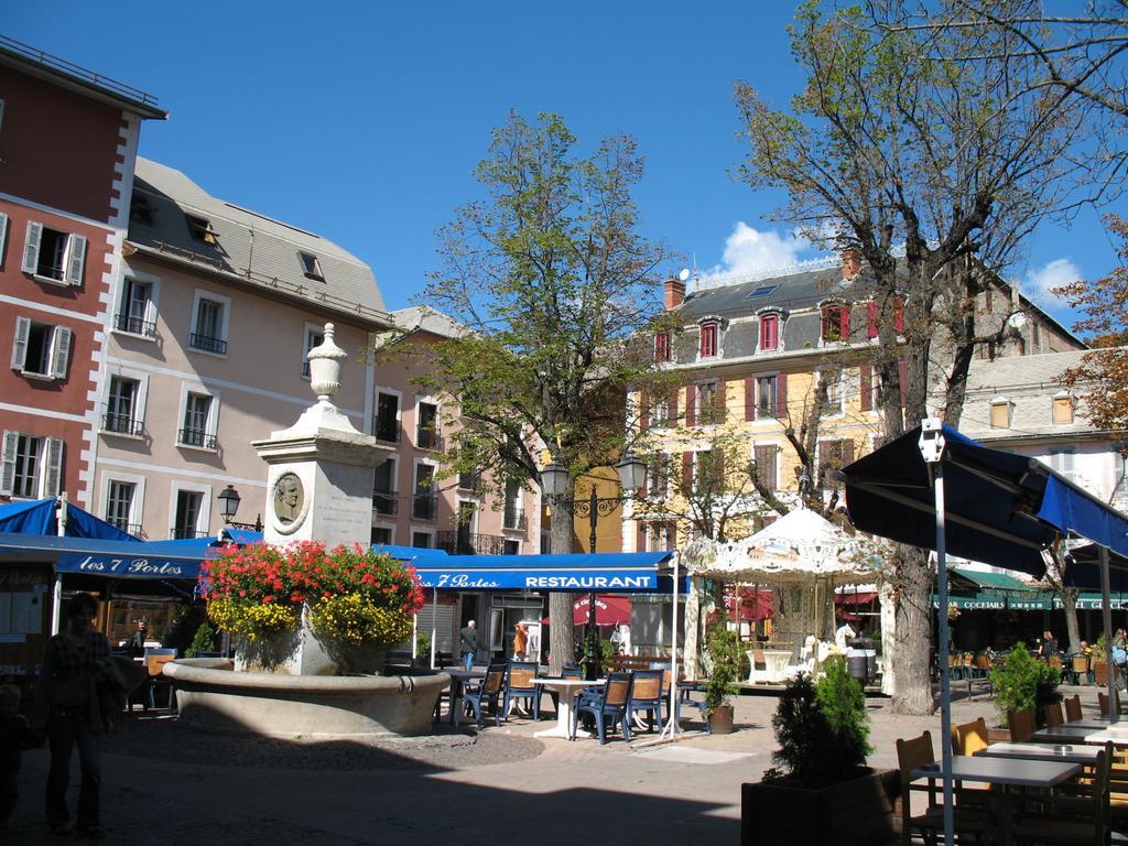 Studio Barcelonnette Ubaye, Provence Enchastrayes Exterior foto